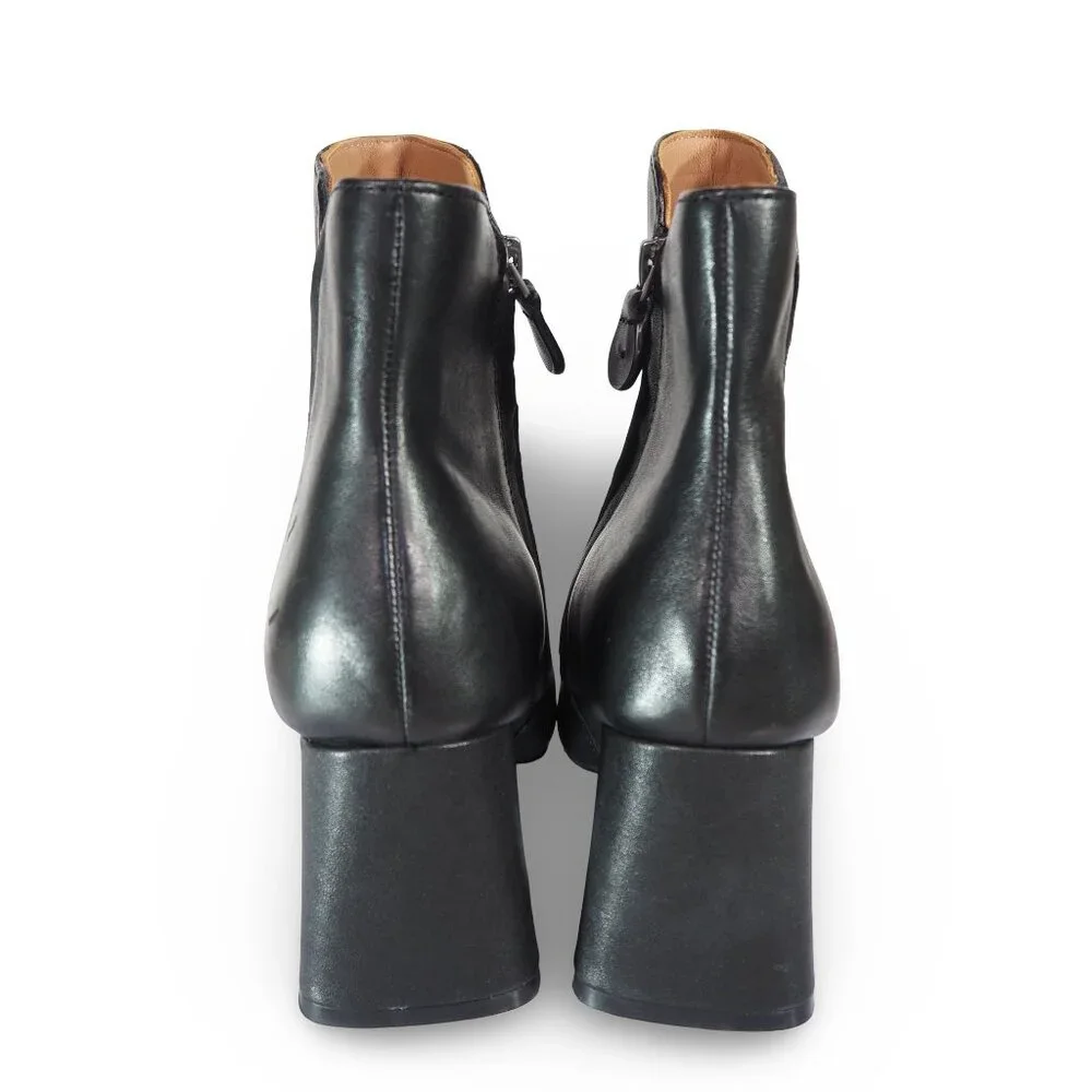 Gentle Souls by Kenneth Cole Dakota‎ Danbury Boots Women's 7.5 Black Leather